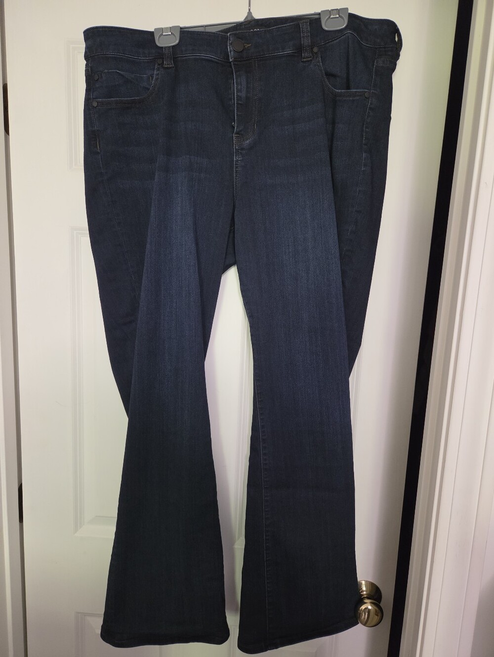 Liverpool Lucy The Bootcut Women's Jeans. 22W 34L